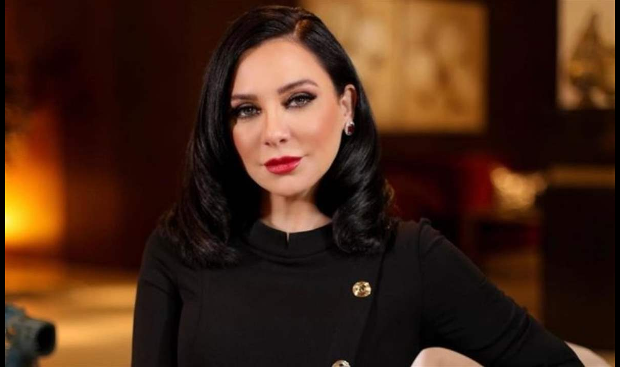 سلاف فواخرجي تفضح جريمة اغتصاب تهزّ سوريا