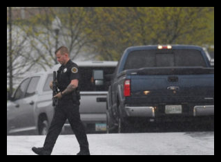 نورث كارولاينا: 3 قتلى و8 جرحى بإطلاق نار من قارب 1 usa police75 300x215 1