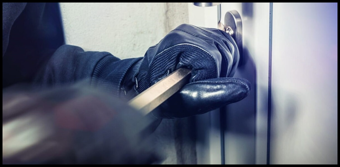 داخل إحدى الوزارات في لبنان... إليكم ما سرقه أحد السوريين (صورة) 1 Doc P 1435092 638972581805843778