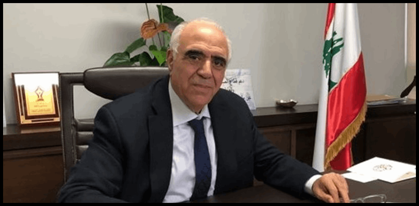 القصيفي تسلّم من العميد المتقاعد جوزيف تامر كتابه الجديد "حكاية وطن وشعبه ضائع" 1 Doc P 1444023 638991514695357774