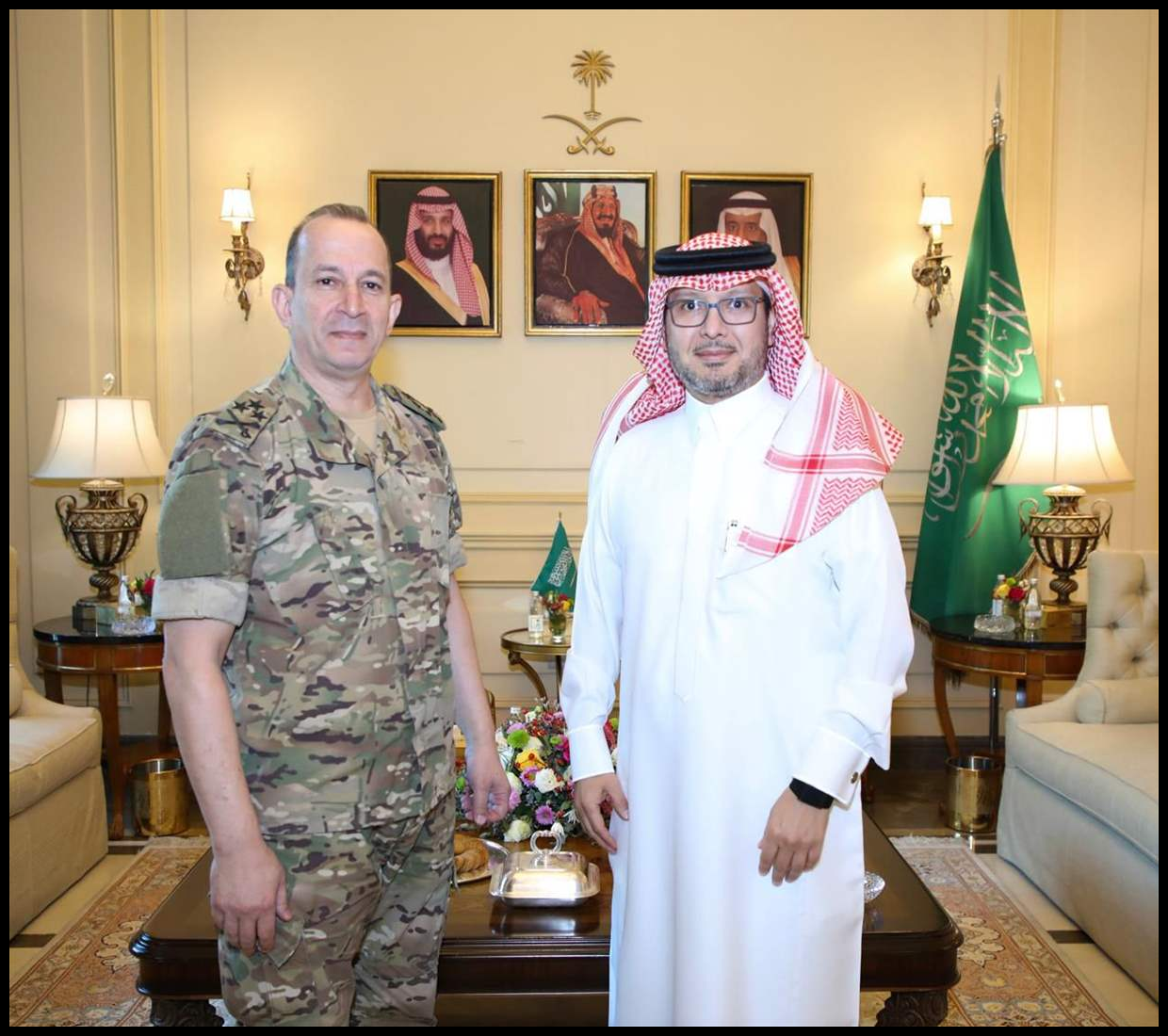 بخاري استقبل قائد الجيش 1 Doc P 548508 638980305392959430