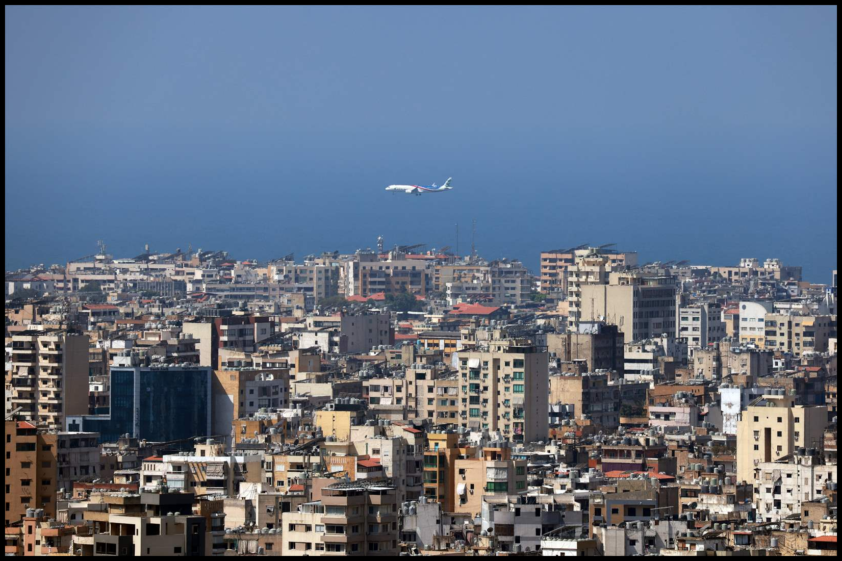 خاص - إسرائيليان دخلا لبنان وغادرا عبر المطار.. من هم؟ 1 Doc P 548681 638981864481896273