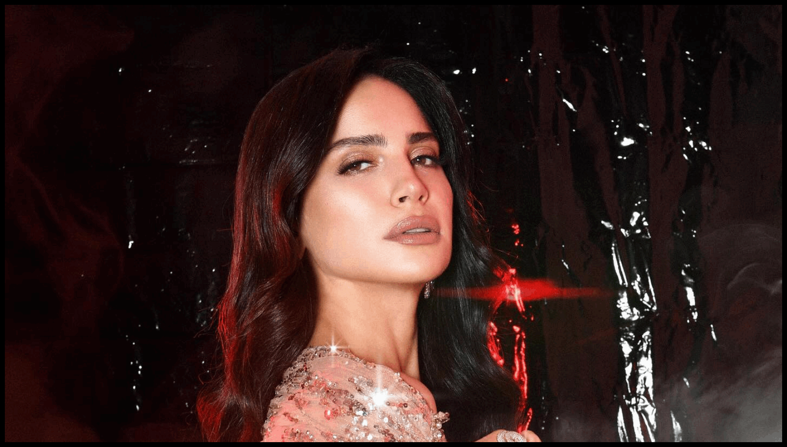 بكلمات رومانسية.. آمال ماهر تُعلن ارتباطها رسميًا بعلي محجوب 1 Doc P 548703 638981937646671804