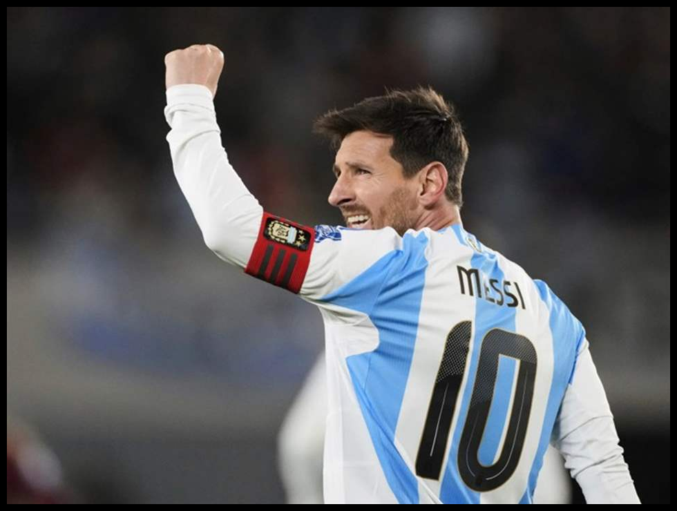 فيديو - مُدرّسة أرجنتينية تُصحّح أوراق الامتحان مستخدمة وجه ميسي!! 1 Doc P 549335 638987881660405216