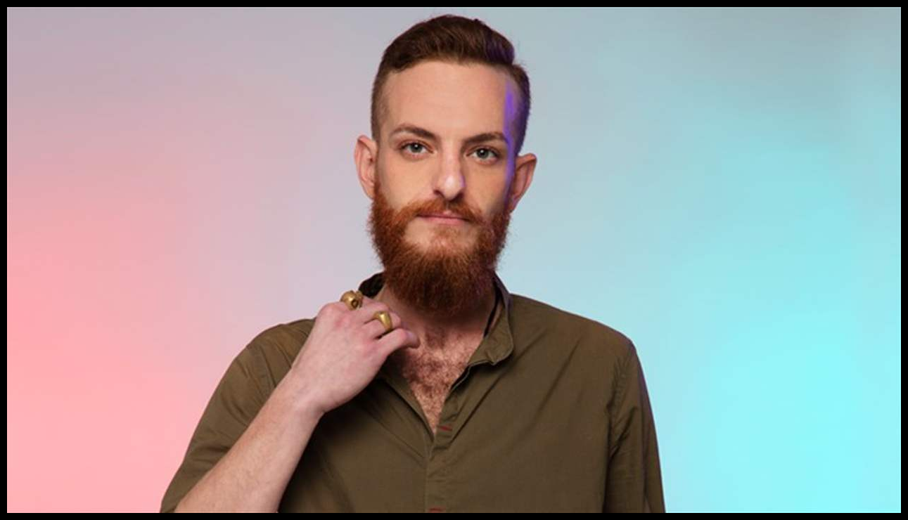 بعد اعتناقه المسيحية .. وشم اويس مخللاتي لنجمة الخمس حدود يثير الجدل 1 Doc P 549647 638990766900436140