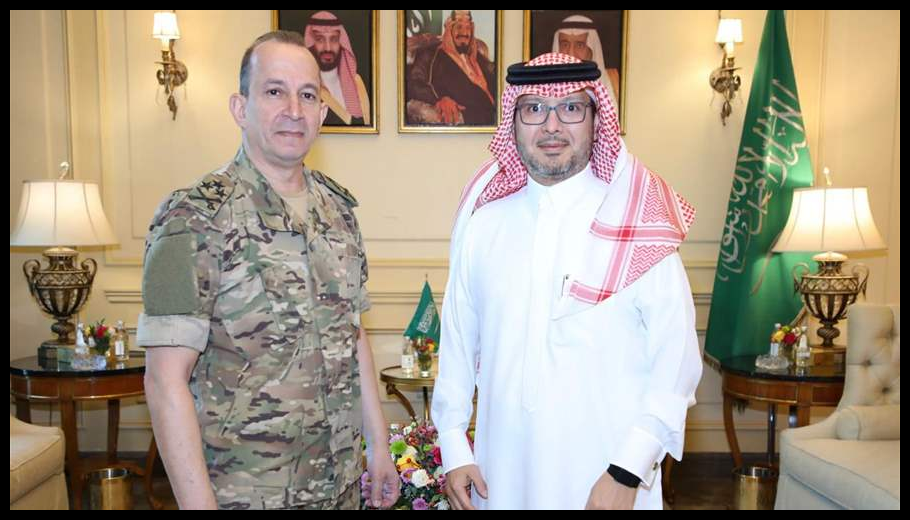 السفير السعودي استقبل قائد الجيش 1 Doc T 888557 638980287638656953