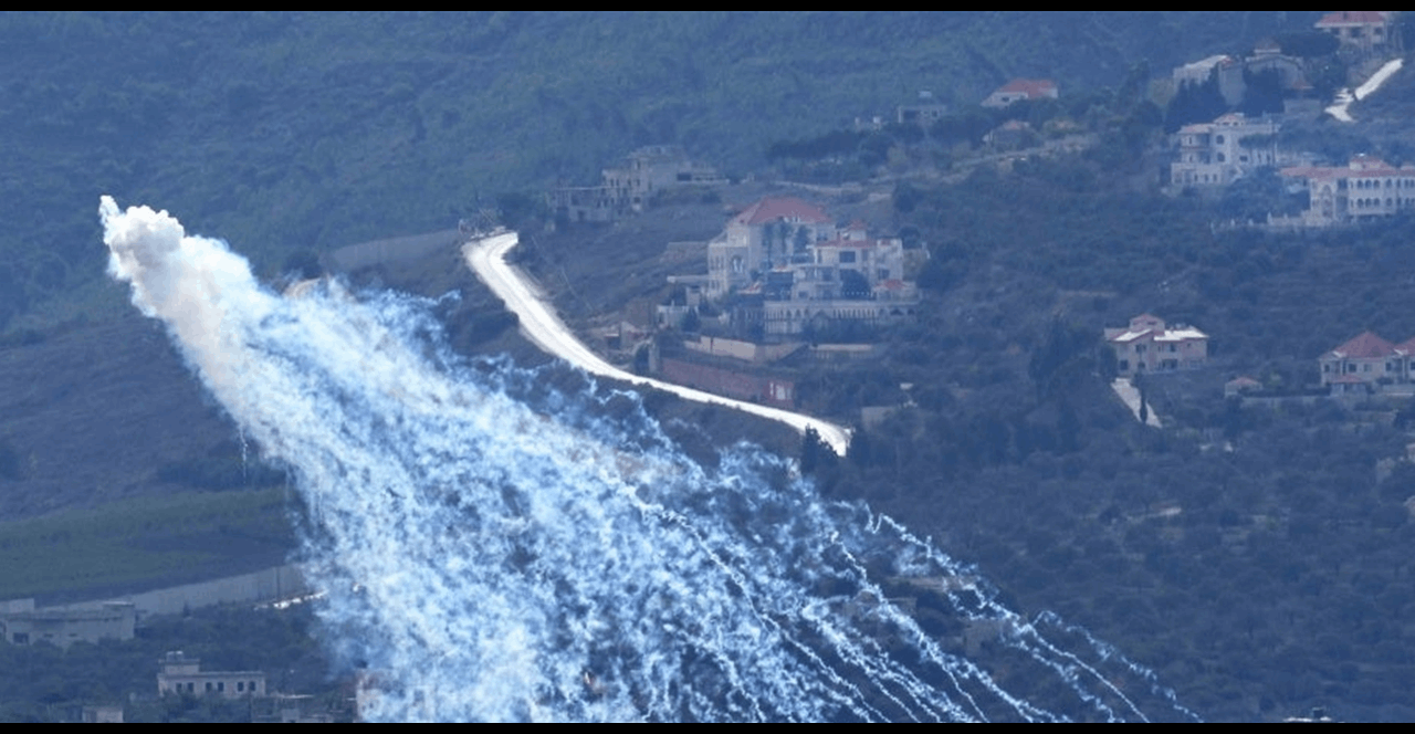 اسرائيل استخدمت قذائف “الفوسفور الأبيض” جوًا في الجنوب