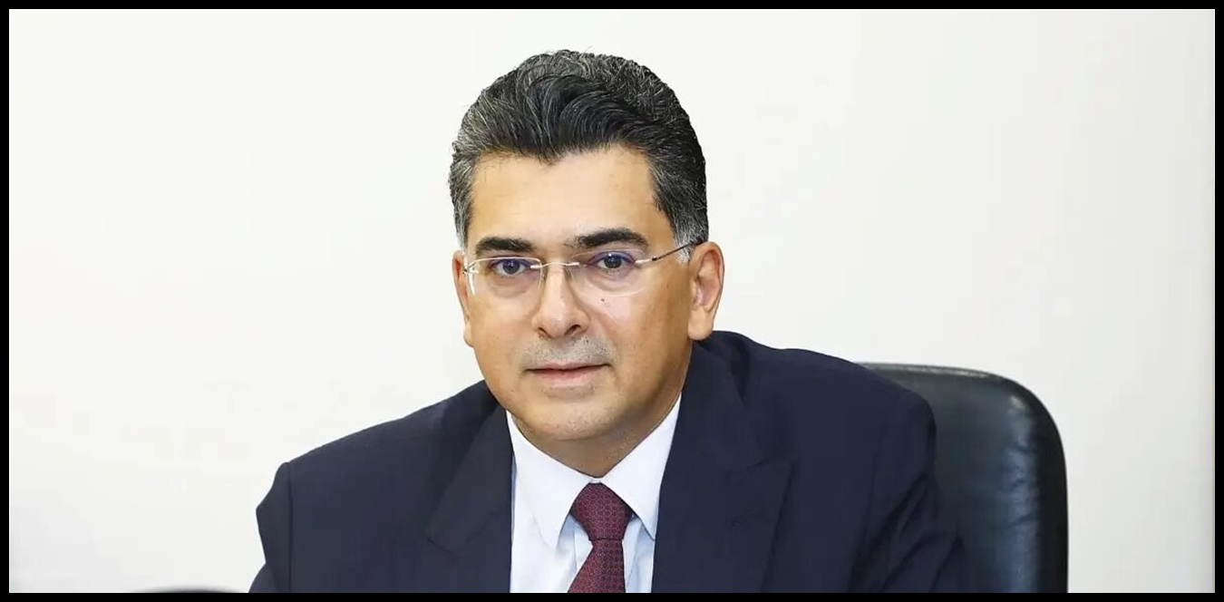 الوزير مرقص يودع أرشيف "إذاعة لبنان" في مصرف لبنان درءاً للمخاطر ويطمئن إلى إعلاميين 1 Doc P 1493852 639086608446788385