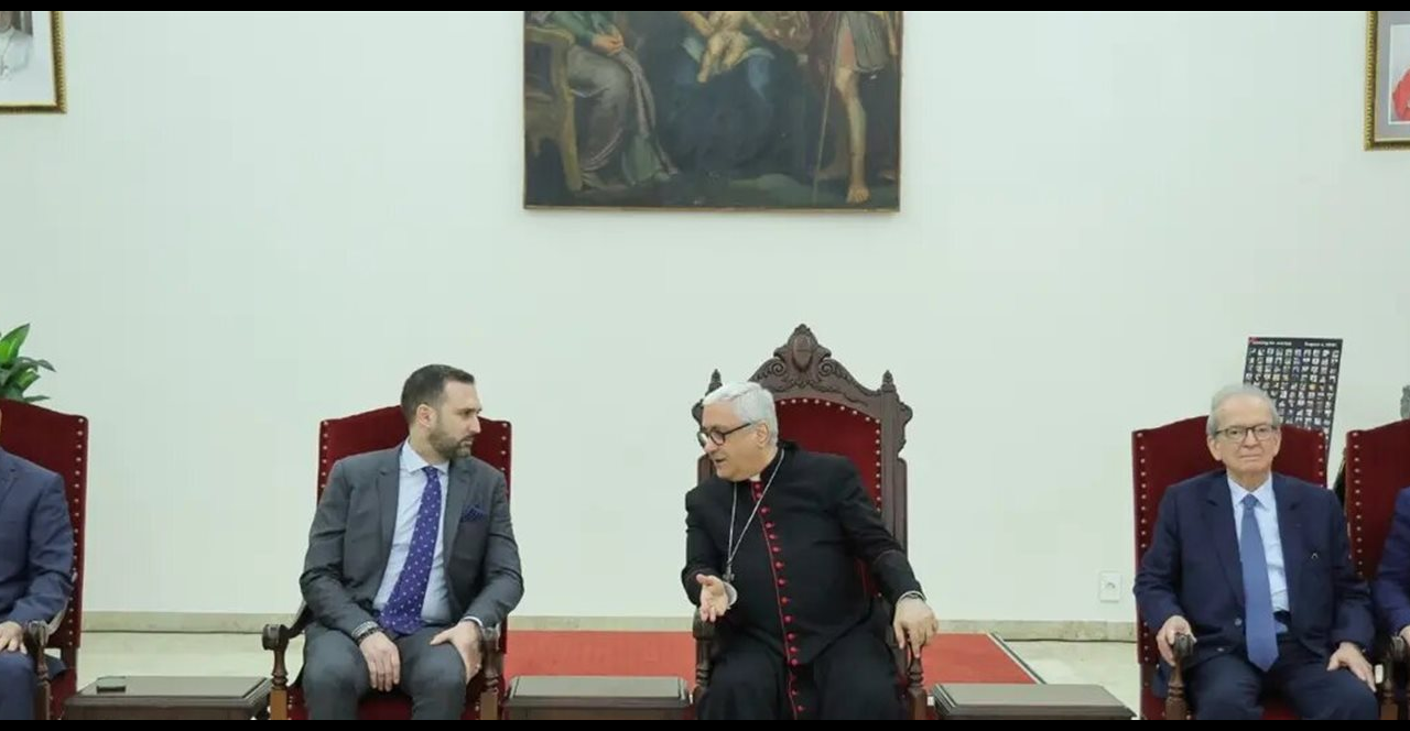 تيمور جنبلاط: النازح “جزء منا” وحماية الدولة والجيش أولوية