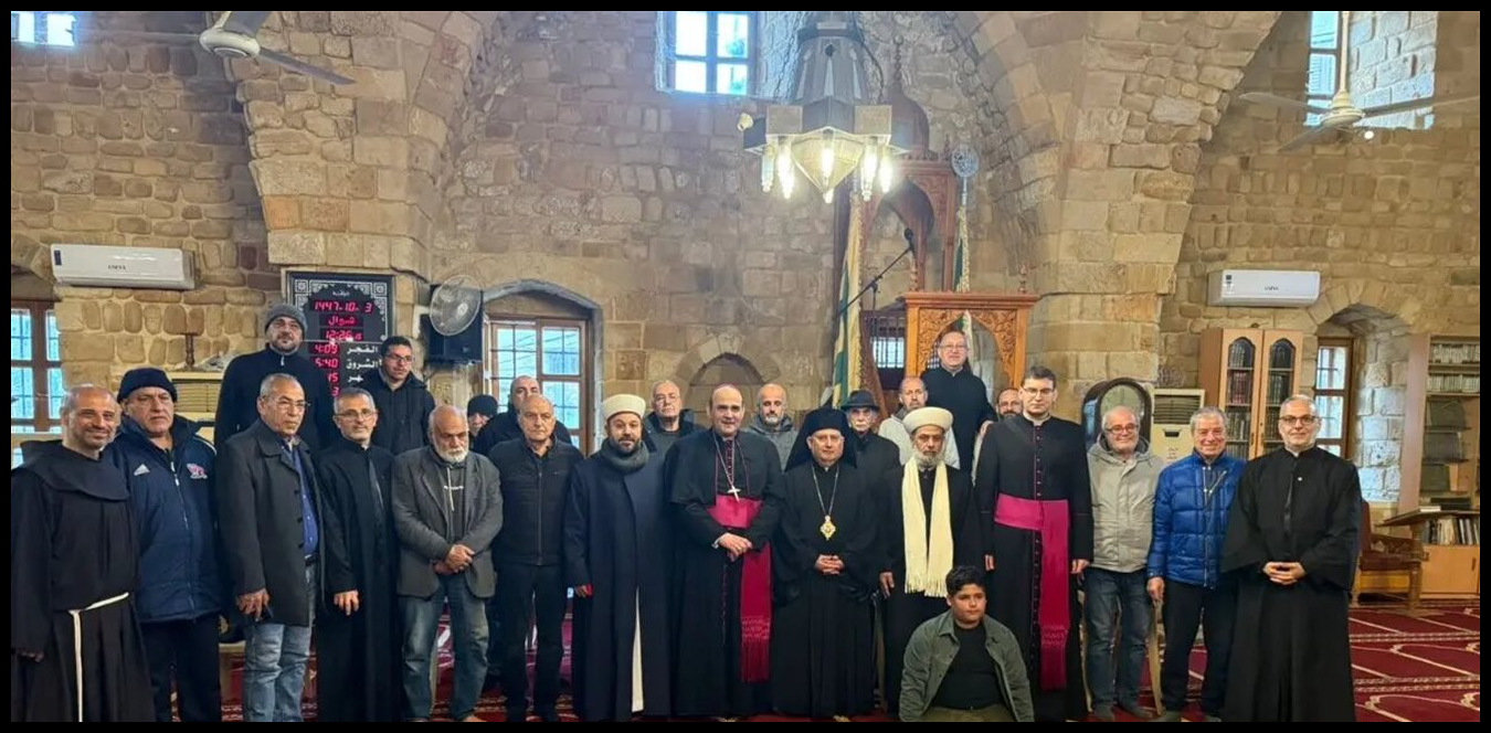 السفير البابويّ من صور: البابا سيبقى إلى جانبكم حتّى يعود السلام 1 Doc P 1501256 639098053392029712