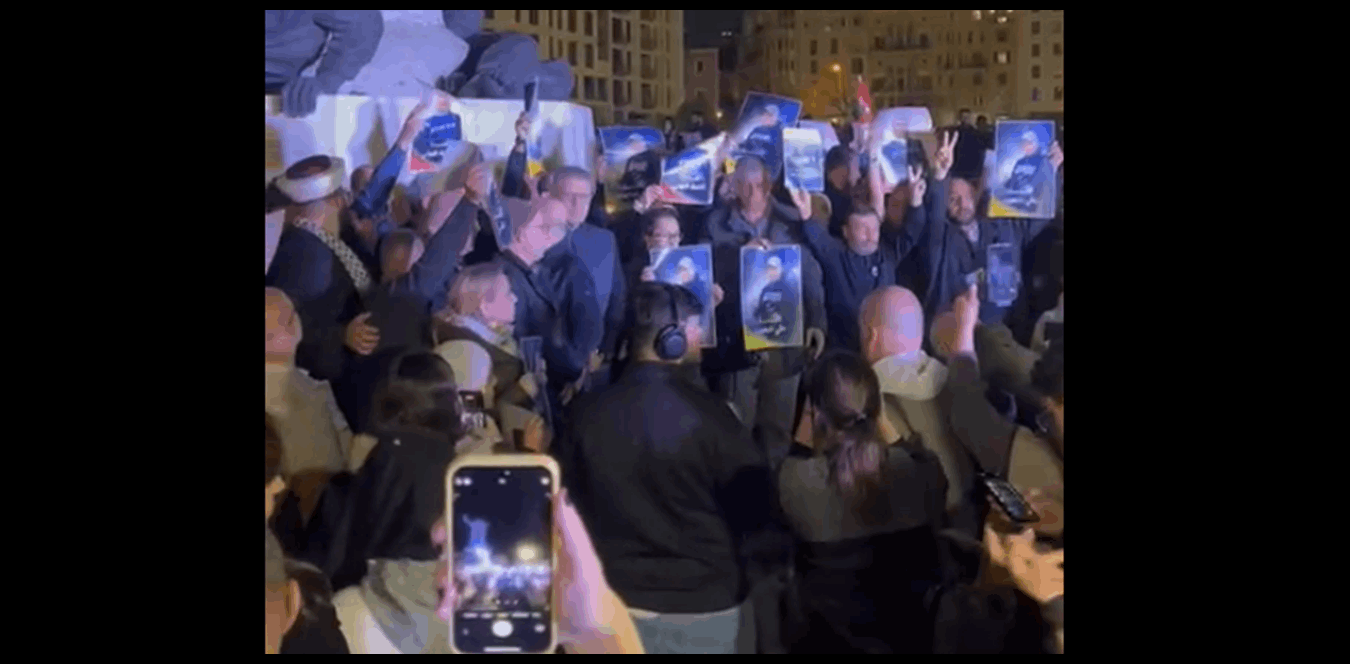 بيروت تتظاهر رفضاً لاستهداف الصحافيين.. وزير الإعلام: ما حصل هو “جريمة حرب”