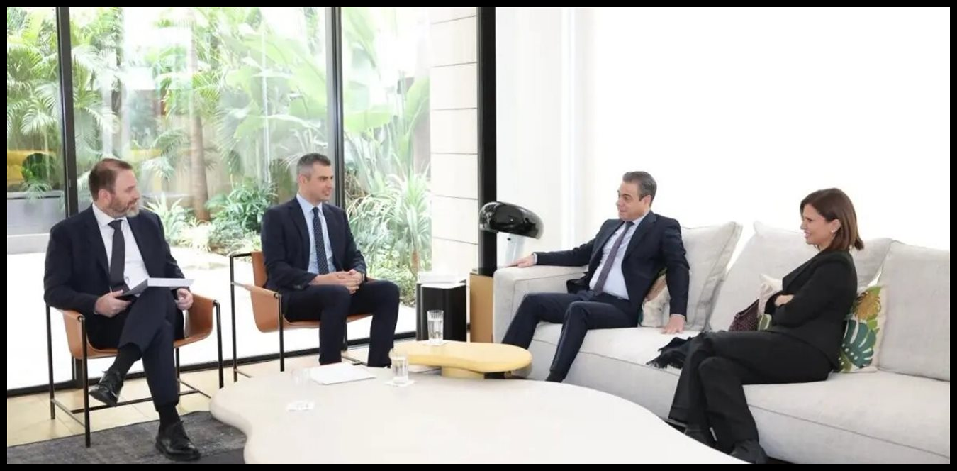 وفد من "الوطني الحر" عرض مع النائبين فرنجيه وطوق للاوضاع وسلمهما مقترح حماية لبنان 1 Doc P 1506352 639106545437521955