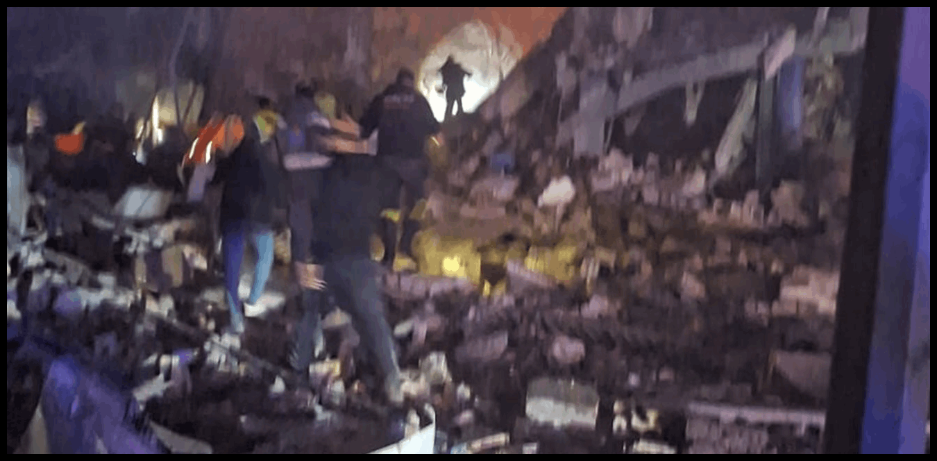 شاهدوا الدمار.. غارة إسرائيلية عنيفة تستهدف صور (فيديو) 1 Doc P 1507531 639108522806040314