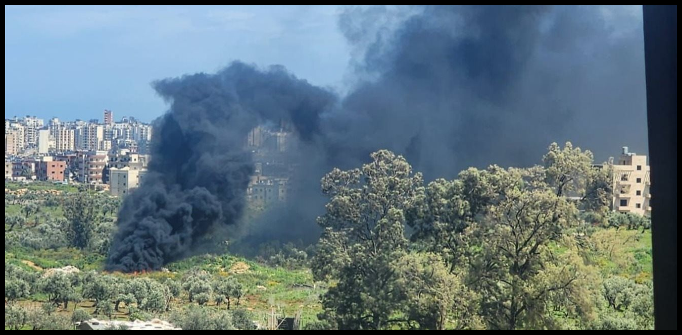 حريق إطارات ونفايات في طرابلس والدفاع المدني يتدخل 1 Doc P 1510322 639113351314822290