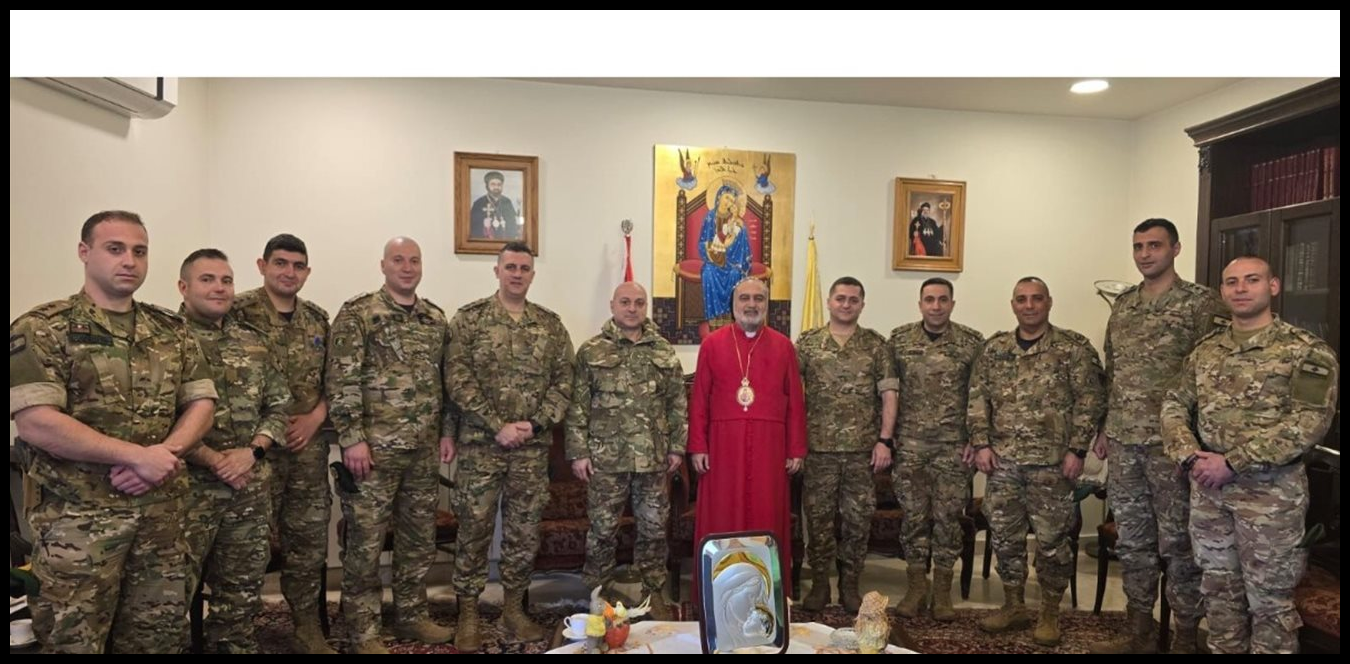 المطران سفر استقبل قائد فوج التدخل السادس مهنئاً بالعيد 1 Doc P 1512178 639116893084499424