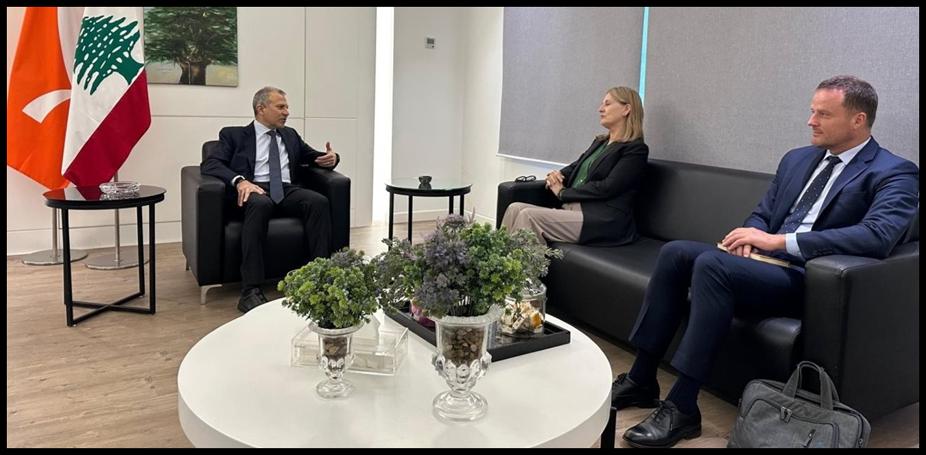 Doc P 1518621 639129770597342703