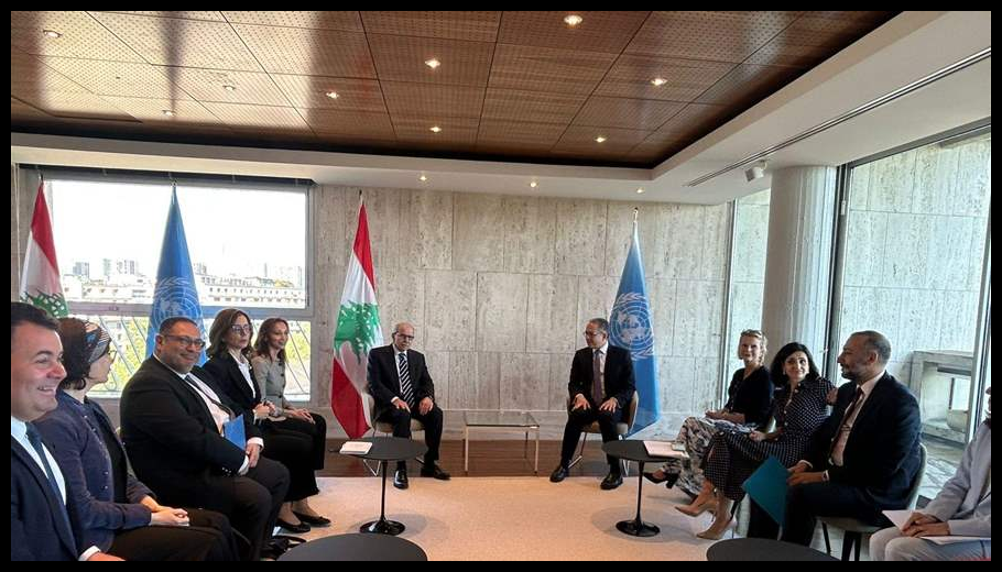 الرئيس سلام التقى العناني في باريس مقدرا دعم اليونيسكو المتواصل للبنان