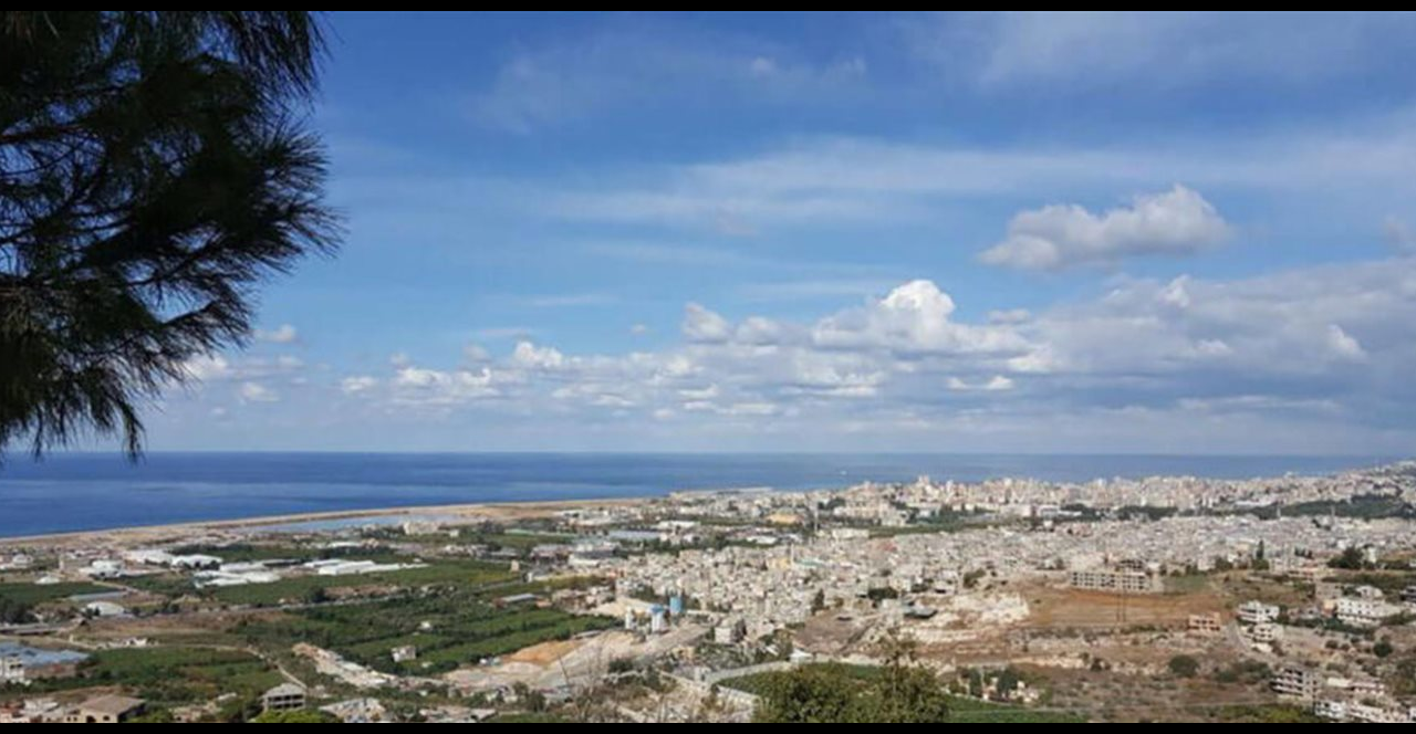 نسف المدرسة المهنية في القنطرة بالكامل