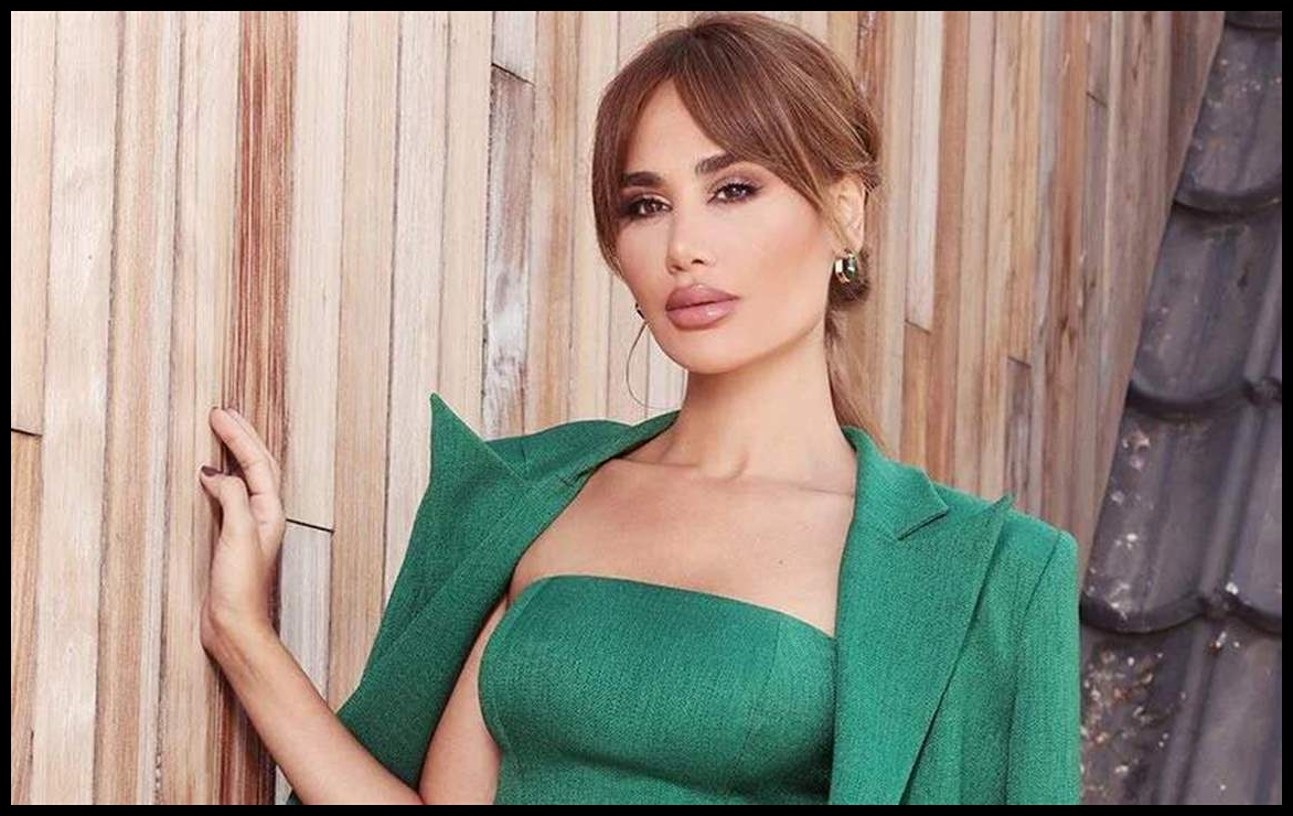 داليدا عياش تحقق أمنية متابعة بهدية مميزة من تصاميمها 1 Doc P 574434 639149620770501362