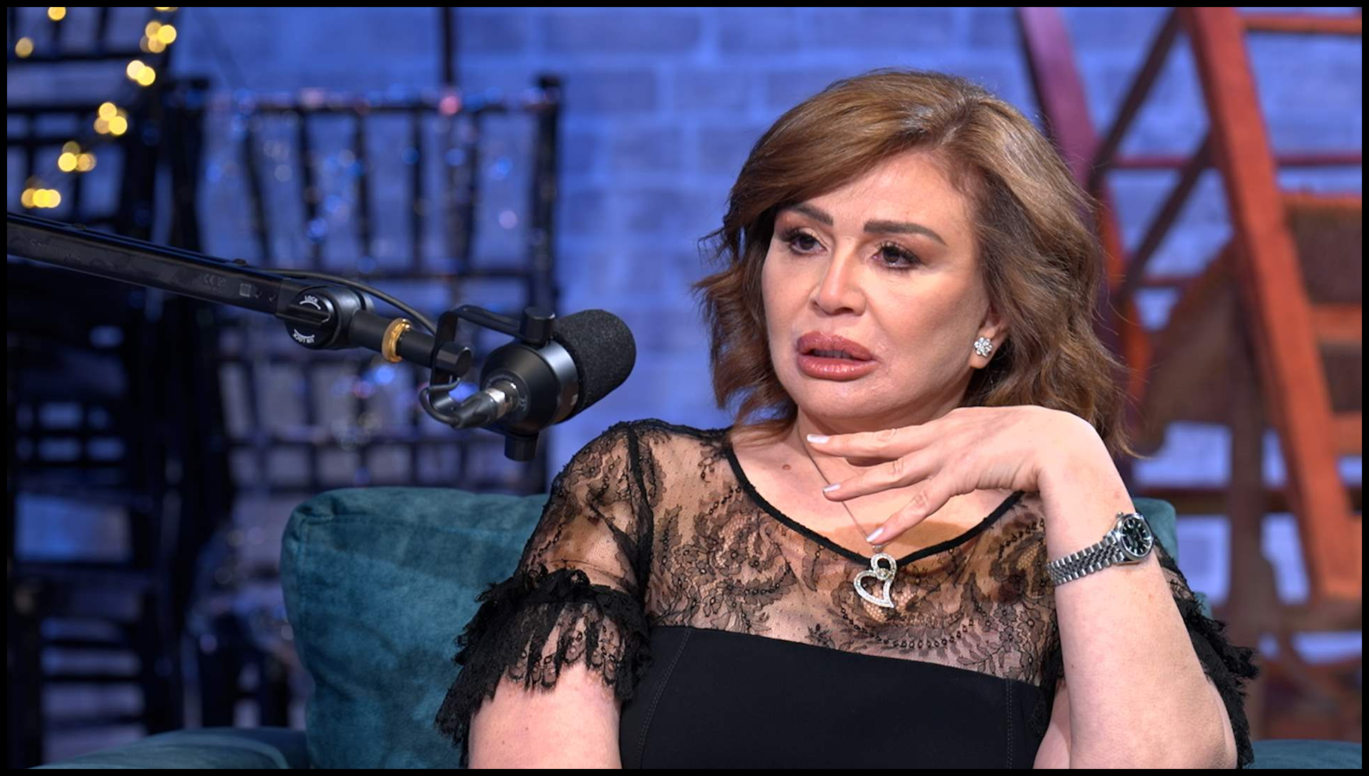الهام شاهين تروي كيف غسلت جـ ـثمان والدتها بيديها 1 Doc P 575313 639155630510396629