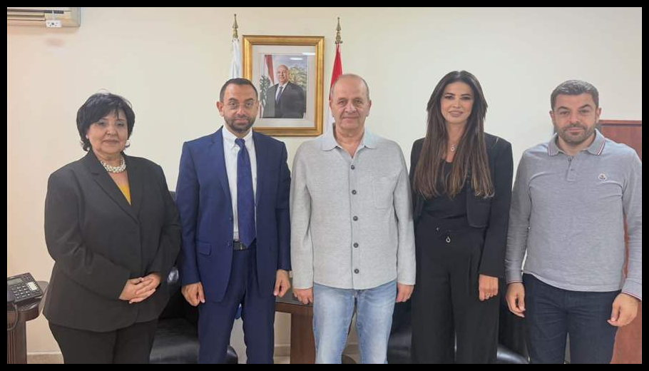 في معرض رشيد كرامي جولة وبحث في عدد من الأمور 1 Doc T 934166 639149595691731686