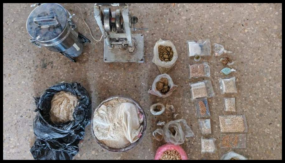 الجيش: توقيف 4 أشخاص لارتكابهم جرائم مختلفة وضبط كمية من المخدرات والأسلحة والذخائر الحربية 1 Doc T 936346 639157658773034742