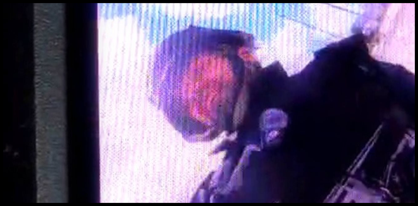 فيديو يُنشر.. شاهدوا لحظة استهداف صحافي في الجنوب 1 Doc P 1539368 639171585156643244
