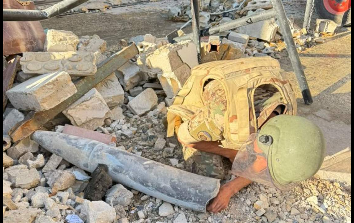 الجيش يفكك قنبلة طيران موجّهة غير منفجرة في المريجة (صورة)